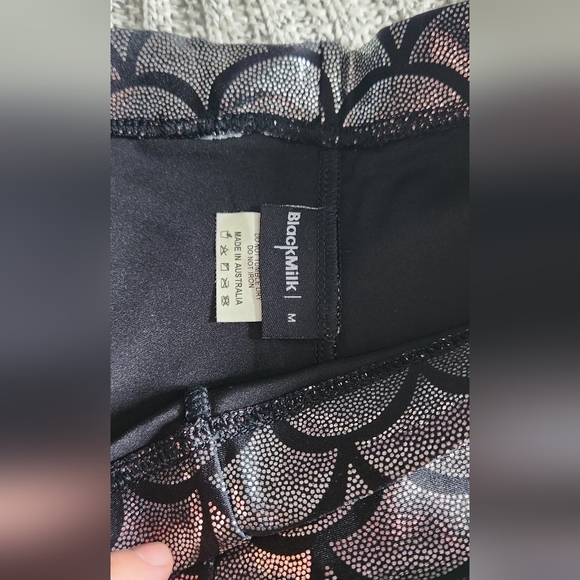 Blackmilk Mermaid Musk Leggings - Picture 4 of 6